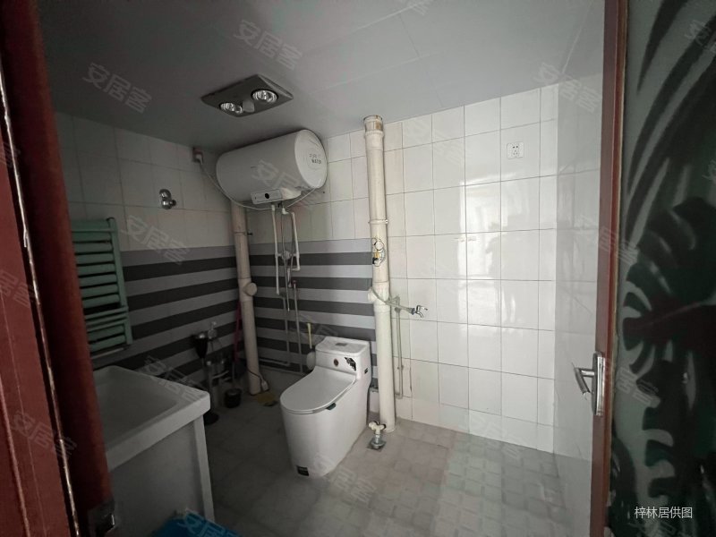 常青园北里南北通透2居 高楼层有电梯