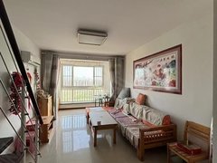 龙口东城区兰兴路龙泽华府南区(1-18号楼) 南北通透 82平 拎包入住出租房源真实图片
