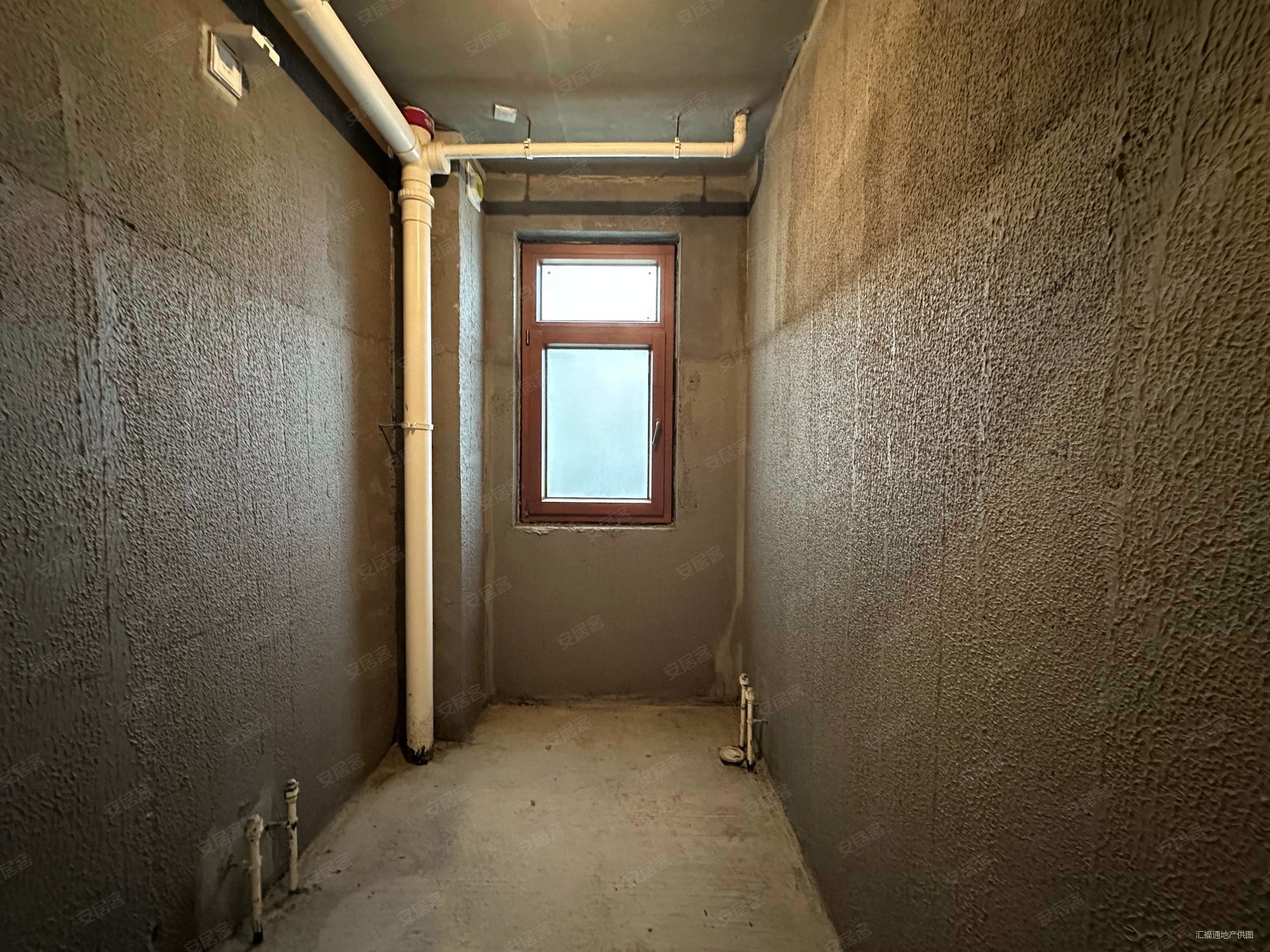 金品时代3室2厅2卫142㎡南北129.9万