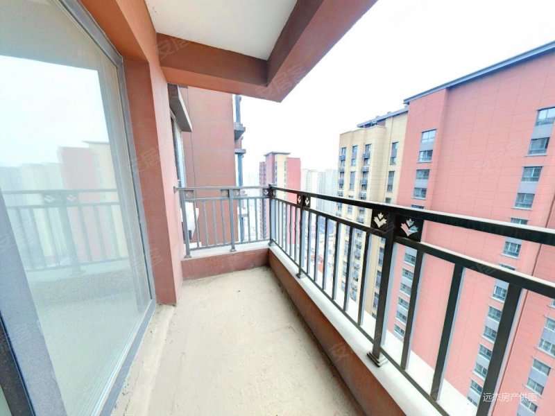 1719年次新小区,四号线地铁口, 满三满二 全明户型,华远枫悦二手房