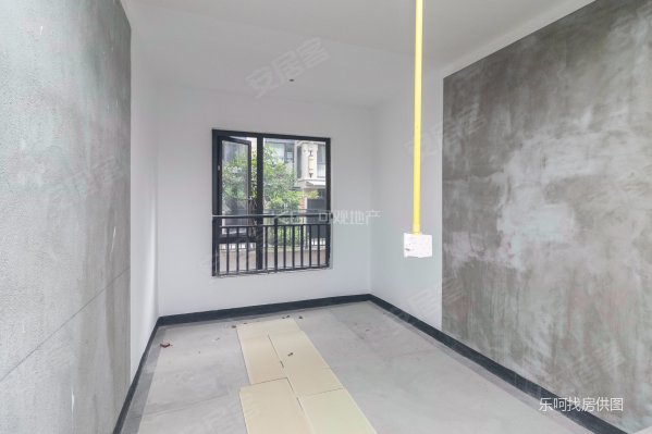 建发榕墅湾 叠下4层别墅,带地下室,再送40平草地