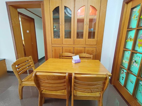 广地花园 一期电梯大2房1卫 南向采光好 拎包入住 有k看房