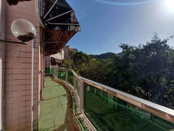 广州白云永泰白云堡豪苑(别墅)白云堡豪苑别输5室2厅3卫,环境优美