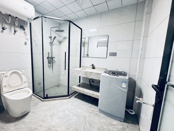 金华东阳东阳江北南岸名城银泰城 河山夜市 轻轨站 一室一厅两室一厅可以可短租可月付出租房源真实图片