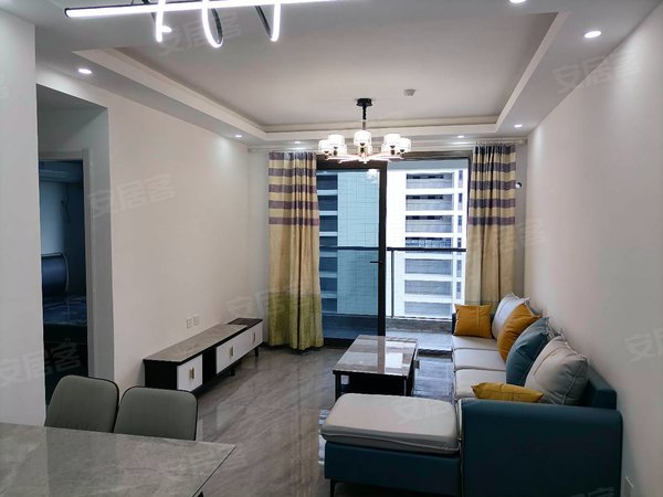 杭州临安临安城区南樾府南越府,2室电梯套出租,带车位,好停车出租房源