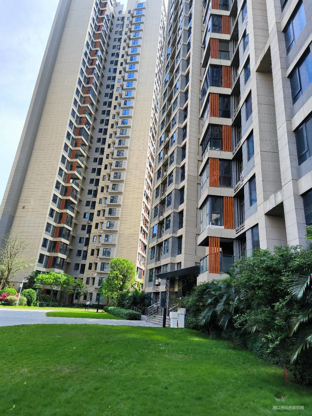 海口房产网>海口二手房>琼山二手房>凤翔西二手房>天街华府二期>