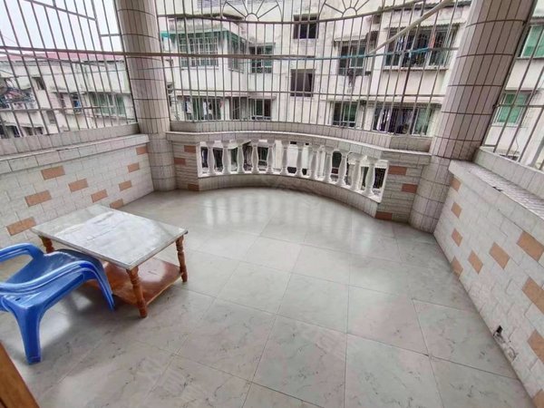 重庆铜梁铜梁城区东方家园(铜梁)东方家园大四房出租 华夏康城旁边