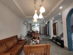 顺德顺德碧桂园顺德碧桂园正苑别墅,近国际学校,保养靓仔,家电齐全,出租房源真实图片