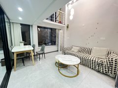 武汉洪山欢乐谷园林路地铁口公主请看房超绝蜡笔小新房 幸福感满满 东湖城拾光出租房源真实图片