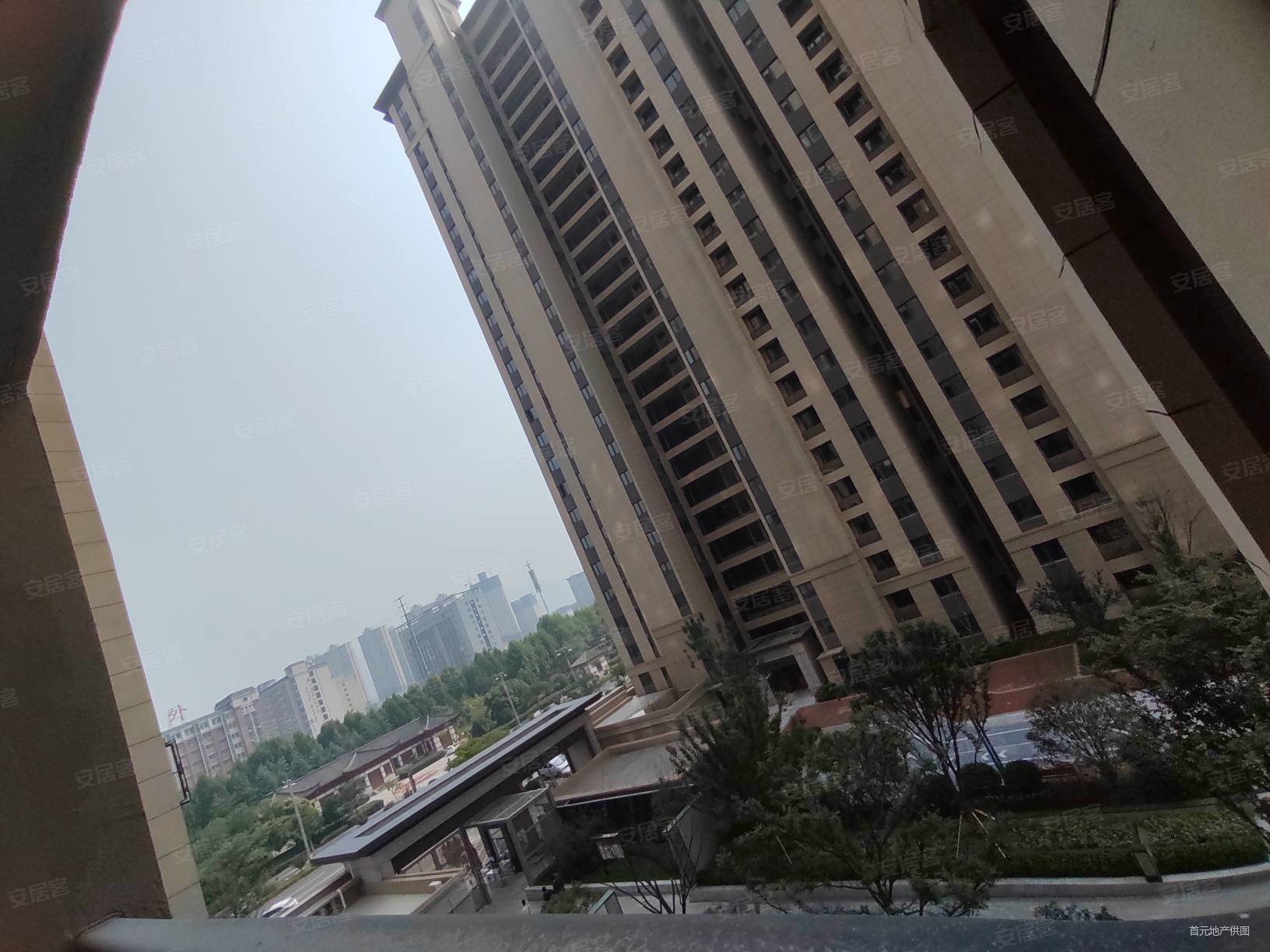 洛阳房产网>洛阳二手房>宜阳二手房>城区二手房>中骏雍景湾>