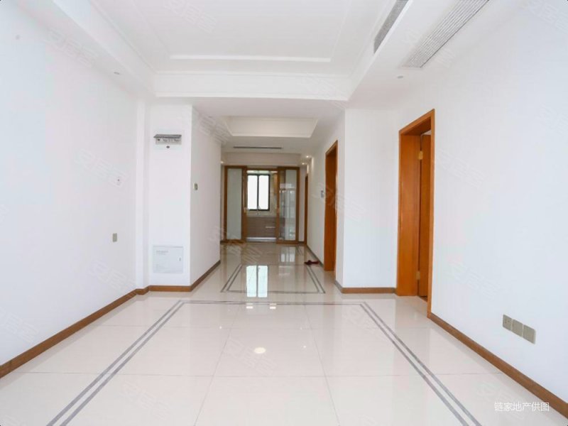 大江东宝龙广场(公寓住宅)4室2厅0卫120.21㎡南257万