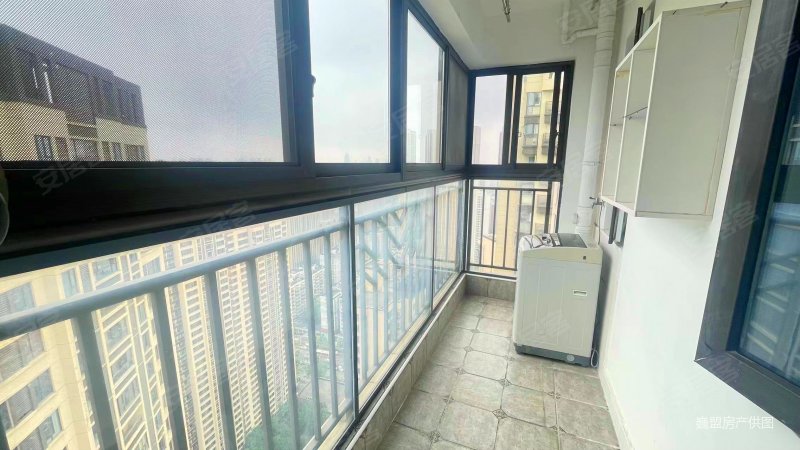 东原晴天见 满五   精装两房105w 视野无遮挡