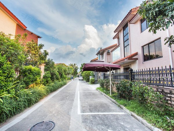 深圳龙岗横岗翠湖山庄(别墅)实地更好,独栋别墅,14号线3号线,独栋别墅