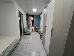 宜宾翠屏老城区老城区二医院对面电梯精装修一室带卫生间可以押一付一半年起租出租房源真实图片