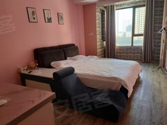 莱芜莱城莱城城区世纪城短租公寓。押一付一，拎包入住出租房源真实图片