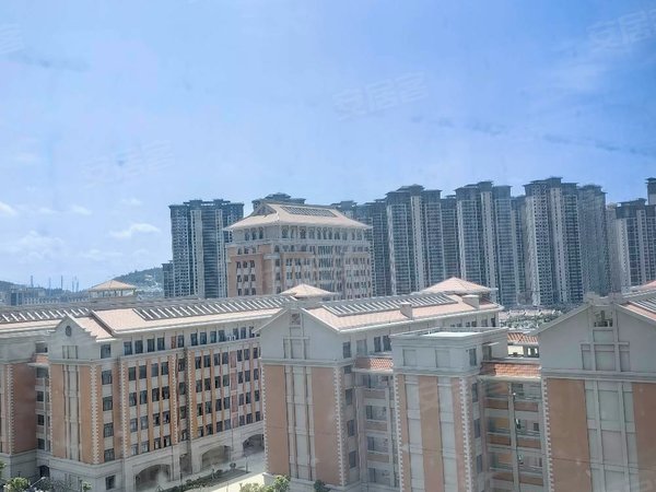 中海学府世家  ,111户型大三房可空房,可配齐,诚意出租