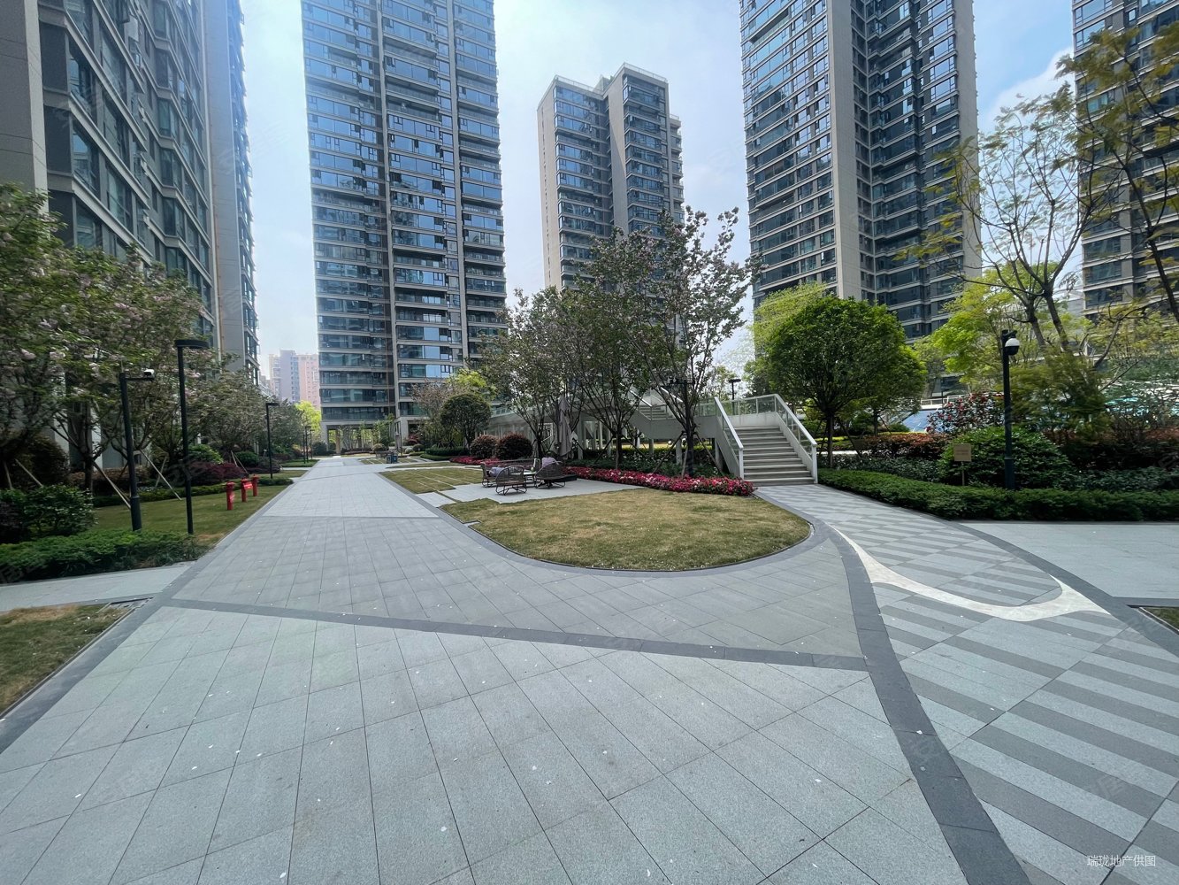 新风 地暖 随时看,青秀阅山府二手房,460万,4室2厅,3卫,161平米-成都