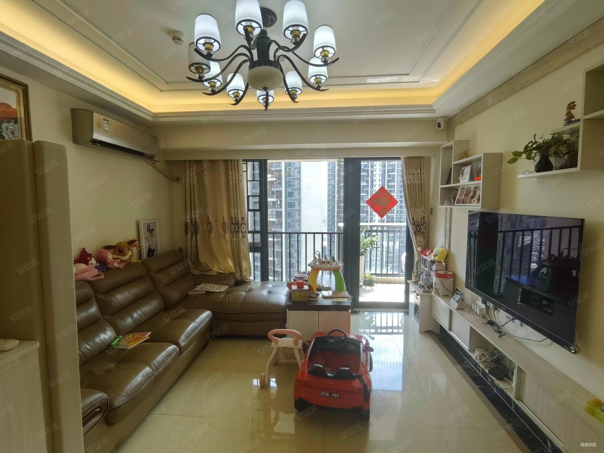 佳兆业城市广场(三期)3室2厅2卫89.25㎡南455万