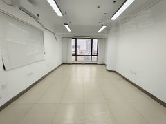 广州黄埔大沙地可注册 商住两用 员工办公室 面积大 大沙地地铁口200米出租房源真实图片