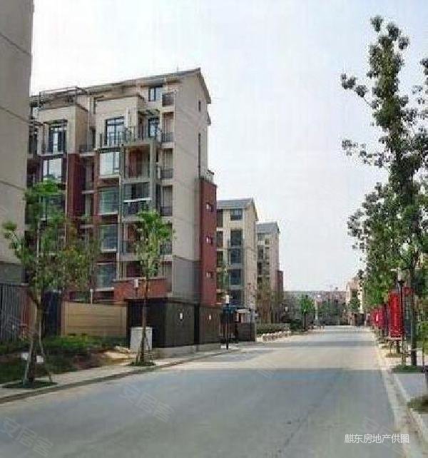 价格好谈,业主诚心出,东郊小镇第八街区二手房,84万,2室1厅,1卫,78.