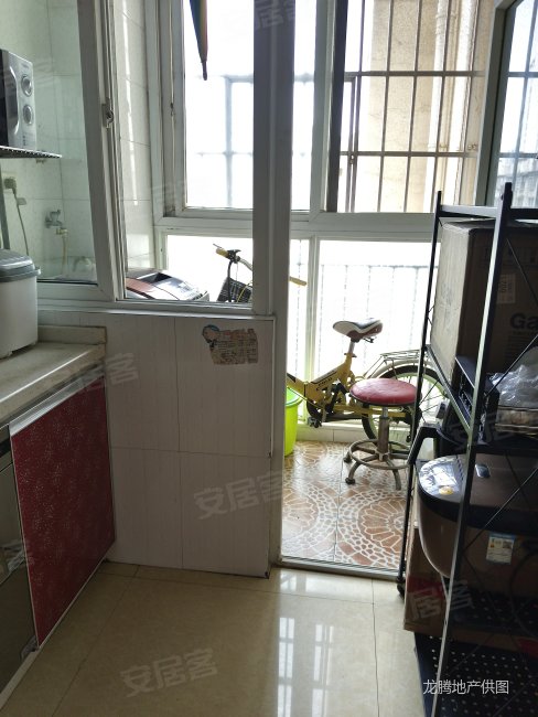 凯凌小苑3室2厅2卫126㎡南北71万