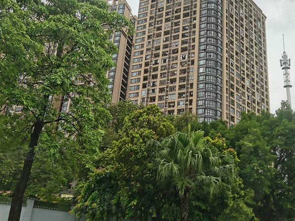 佛山禅城魁奇世博广场魁奇路地铁站旁 世博广场吉屋两房两厅出租 可