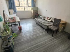 喀什喀什市喀什城区汇城新时代二期 13楼 单身公寓 简单装修 家具家电齐全出租房源真实图片