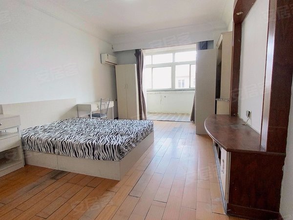 天津河东唐口华馨公寓远洋国际旁 华馨公寓 全女生 实墙主卧带阳台 无