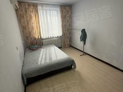 丹东振兴六纬路小学学区河畔花园附近，步梯5楼，一室一厅，有空调，包取暖出租房源真实图片