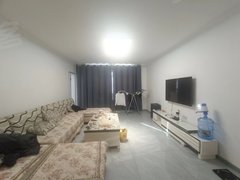 喀什喀什市喀什城区嘉陵花园 3室2厅2卫 精装修 电梯房 配套齐全出租房源真实图片