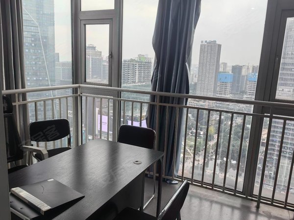 重庆江北观音桥红鼎国际名苑观音桥 北岸星座 茂业百货对面 红鼎国际c