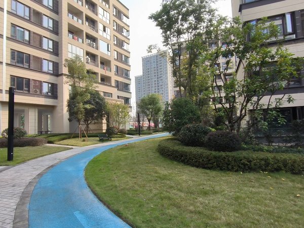 重庆巴南界石御华兰亭(一期)御华兰亭整租两房 家具家电齐全 品质小区