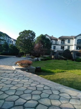 紫蓬山风景区高尔夫球场*别墅 现房 诚心出售