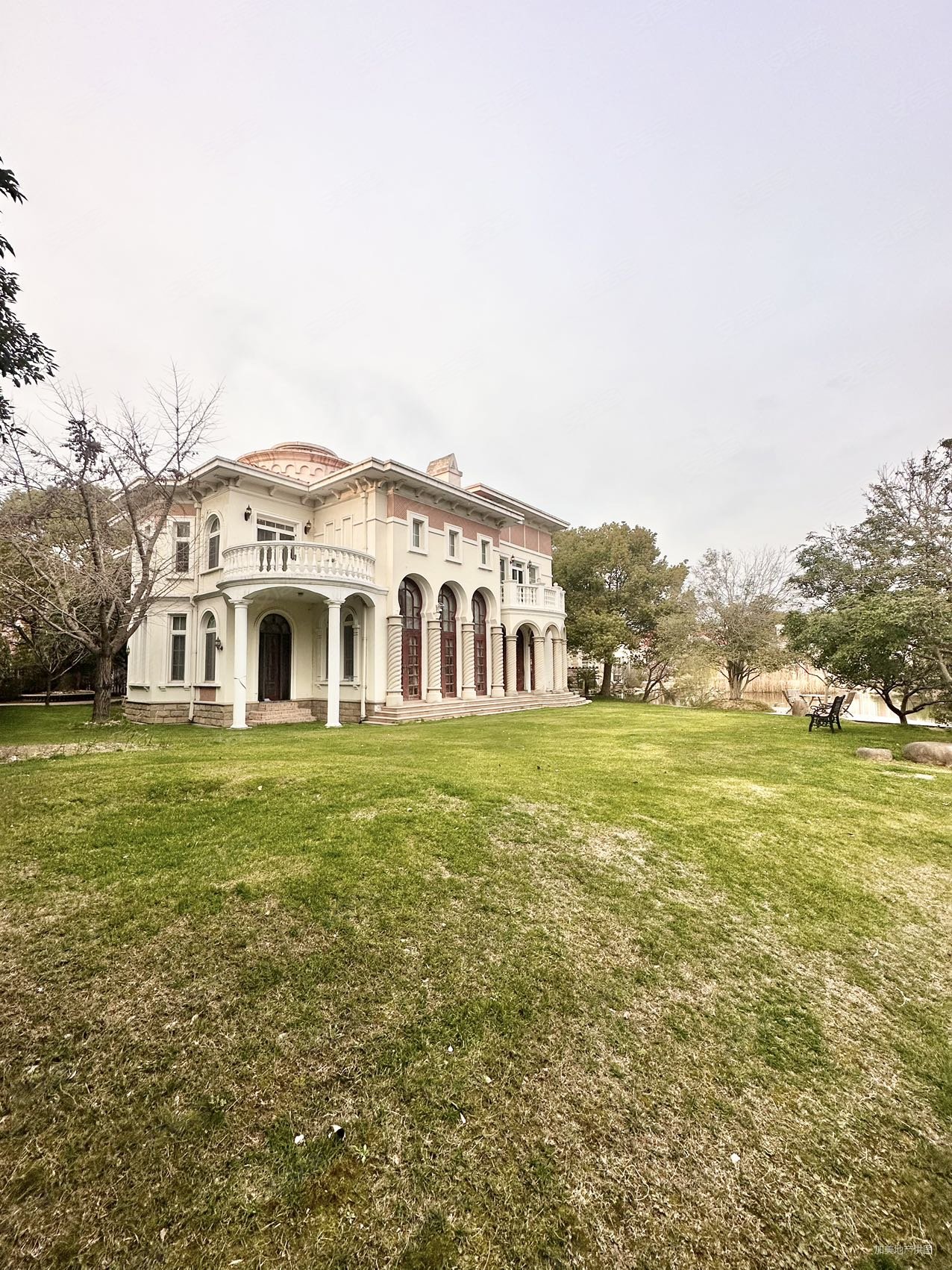 西郊庄园临中心湖泊精装好房南北通透拎包入住