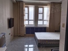 万达广场佳和城附近的香格里拉三期公寓精装修拎包入住！