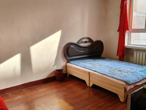 包头昆都仑包百钢铁大街35号街坊(北区)钢铁大街35号街坊3楼冰箱家具包暖500元包百商圈钢铁大街出租房源真实图片