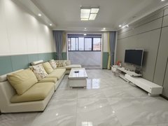 恩施恩施市小渡船松树坪 九尊上苑 精装 电梯四房出租 拎包入住出租房源真实图片