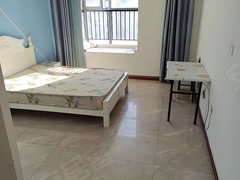 张家港金港金港中心金香花苑。朝南主卧带独立卫生间。无中介费。出租房源真实图片