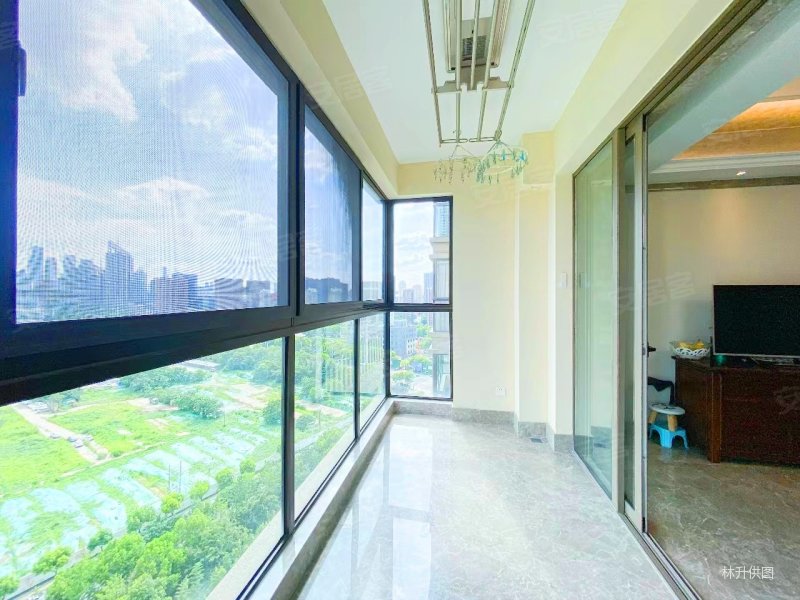 南京房产网>南京二手房>建邺二手房>建邺万达广场二手房>宏图上水云锦