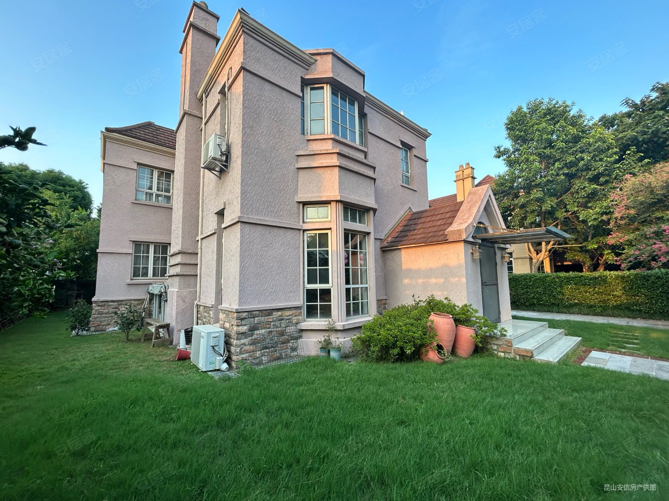 清水湾别墅(张浦镇)4室3厅3卫209㎡南北918万