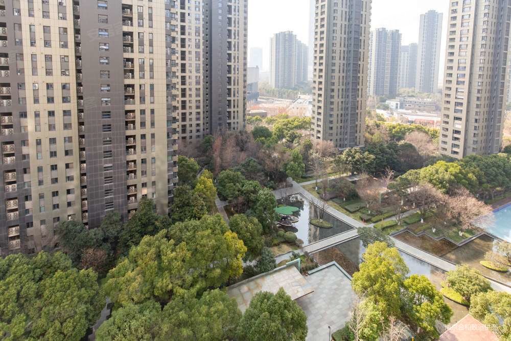 南京房产网>南京二手房>建邺二手房>奥体二手房>仁恒江湾城兰苑>