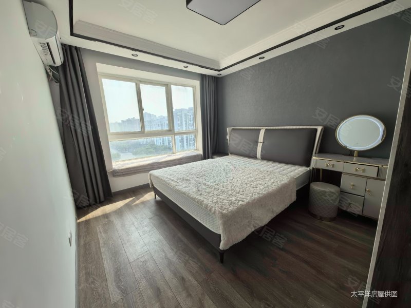 东苑怡景园购物方便电梯房精装修高楼层视野好南北通透