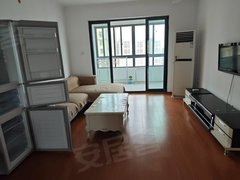 镇江润州润州广场御桥嘉园精装三房两厅一卫 独立衣帽间 家具齐全 随时入住出租房源真实图片