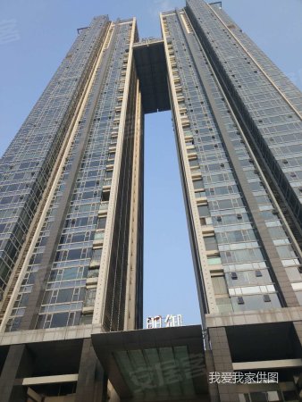 朗御 正看太古里 成都地标建筑 270度 三面采光 随时看房