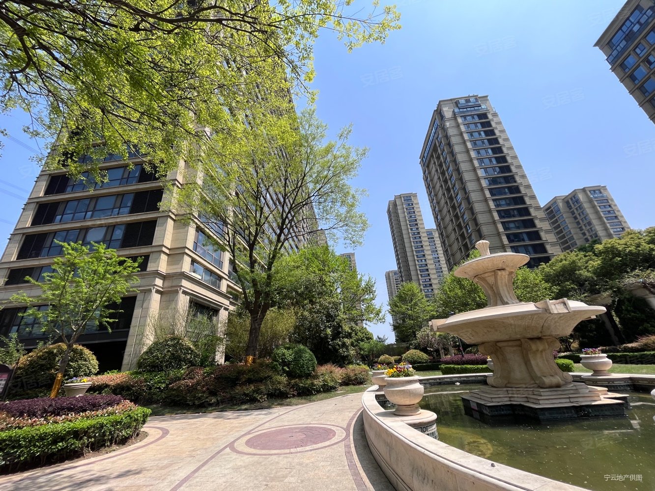 上秦淮翠屏诚园精装三房可谈满五电梯房中间好楼层