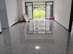 柳州城中公园一楼！一楼！物业停车免费！东岸盛世嘉园空房大4房！东院旁边！出租房源真实图片
