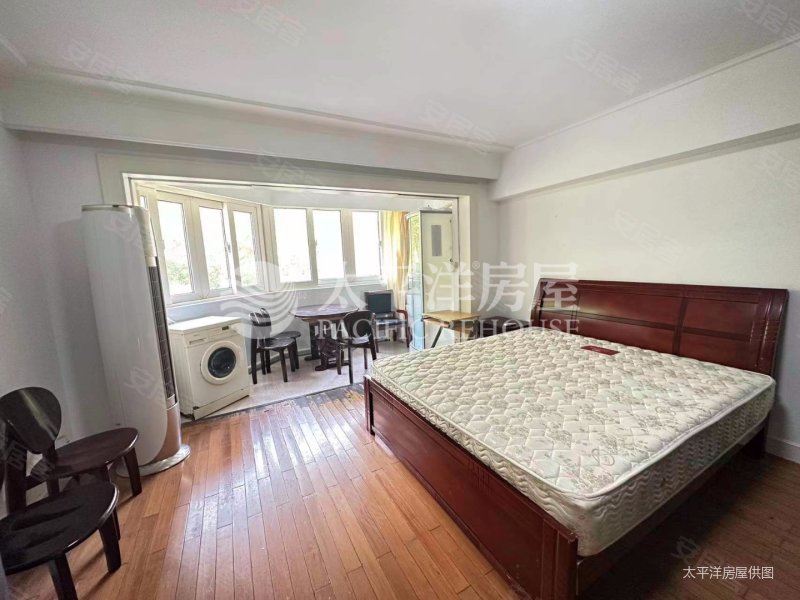 地段好 近九号线 商业地铁环绕 生活都方便 南北通大开间,泰景苑二手