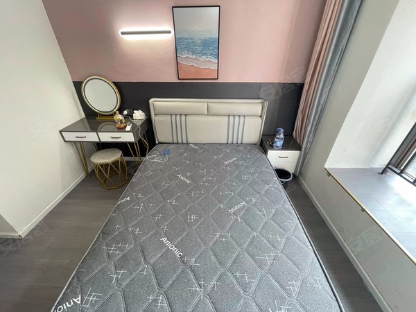 重庆江北五里店融景城郦苑押一付一刘家台地铁口近国金中心江北城