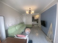 商丘睢阳华夏游乐园南部新城 信华建国后 停车方便 全天采光 干净整洁 领包入住出租房源真实图片