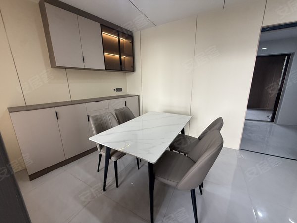 金华永康西城双飞路11弄小区西站 两室一厅 精装修 押一付一首租 可预约咯出租房源真实图片